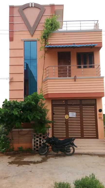 Sabri Guest House Tiruvannámalaj Kültér fotó