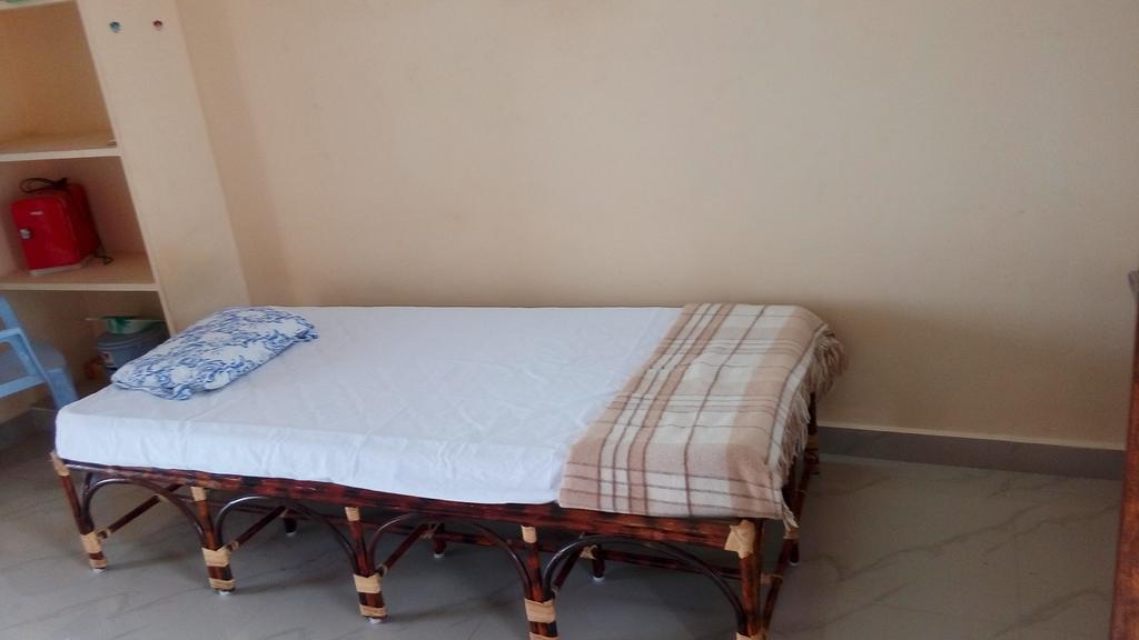 Sabri Guest House Tiruvannámalaj Kültér fotó